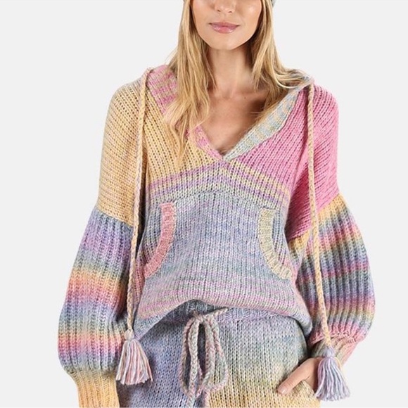 Trade/sell loveshackfancy Remington hoodie sweater size xs ( oversized)🌺 EUC - Picture 6 of 8